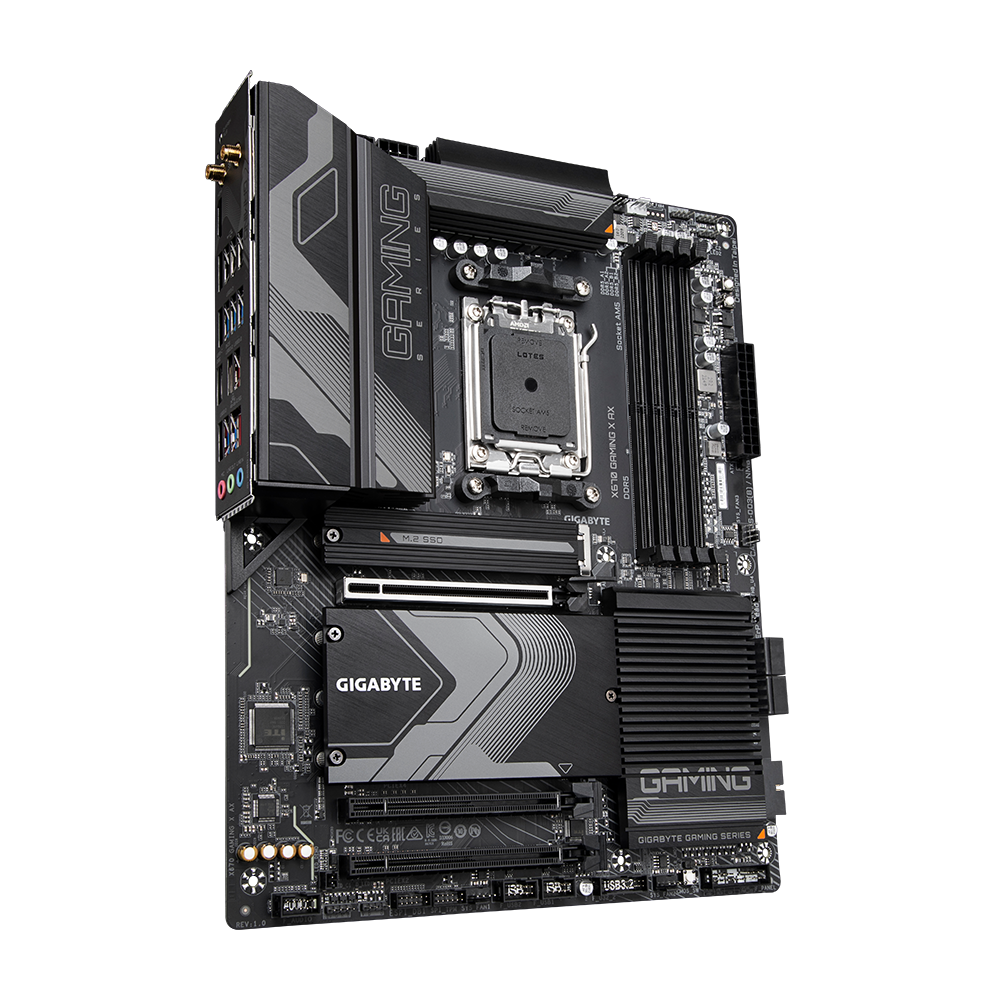 GIGABYTE X670 GAMING X AX